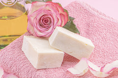 EXKLUSIV: Olivenölseife mit Rosen-Öl