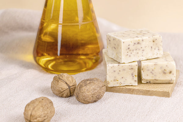 EXKLUSIV: Olivenölseife mit Wallnuss-Öl