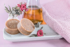 EDEL: Olivenölseife mit Rosen-Öl