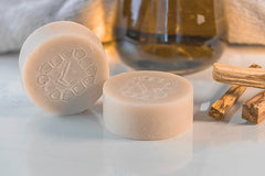 EDEL: Olivenölseife mit Sandelholz-Öl