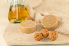 EDEL: Wallnuss- & Olivenölseife